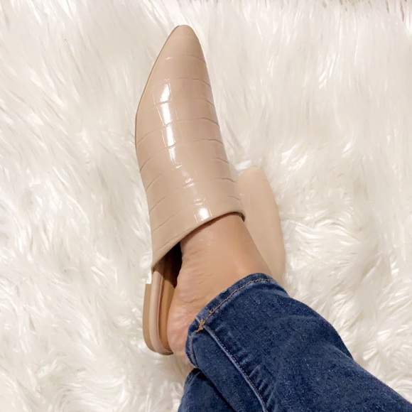 Mom Flats - Picture 3 of 3